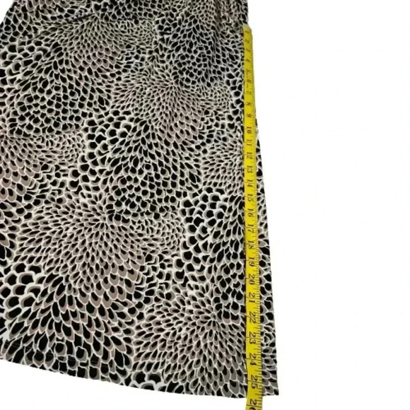 BCBGMAXAZRIA Womens Black Tan Cream Flowy Halter Dress Floral Print Wrap Waist M - Picture 7 of 9